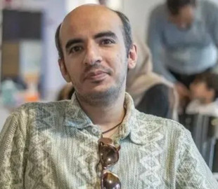 Блогер із Ірану отримав 12 років в’язниці за твіт з крапкою