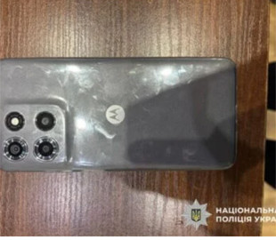 Пообіцяв полагодити телефон, а сам його продав: курйозне шахрайство на Хмельниччині