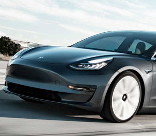 Илон Маск отменил самую дешёвую версию кроссовера Model Y