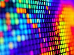 Чому виробники смартфонів відмовляються від РК-екранів