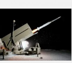 Американські розробники представили ракети AIM-120C-8 для винищувачів F-35A Lightning II