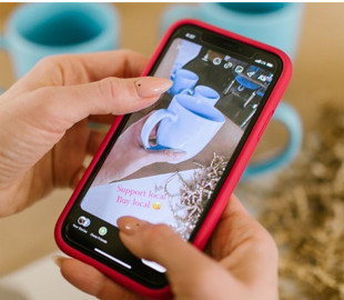 Названо сім додатків смартфона, які виснажують батарею