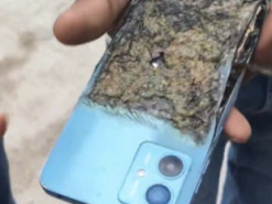 Смартфон Motorola загорівся в кишені чоловіка: інцидент потрапив на відео