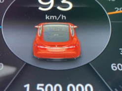 Новий рекорд: електромобіль Tesla Model S за вісім років проїхав понад 1,5 млн км