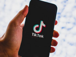 В ОАЕ арештували чоловіка за відео в TikTok з фальшивими звуками пострілів