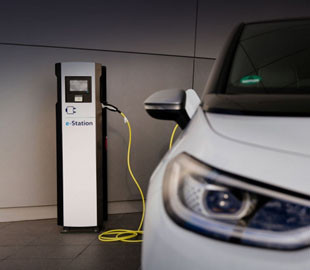 Volkswagen подвоїть число зарядних станцій в Німеччині