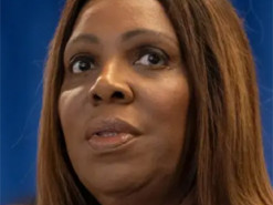 Нью-Йорк подав до суду на адміністрацію Трампа через зупинку будівництва вітрових електростанцій