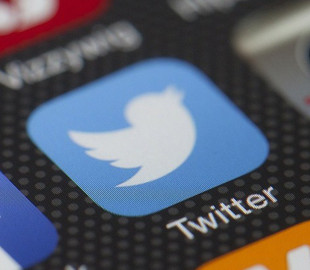 Twitter тестирует ограничение ответов на твиты