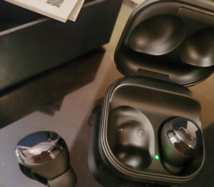 Опубликовано живое фото наушников Samsung Galaxy Buds Pro с розничной упаковкой