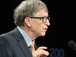 Билл Гейтс предупредил об опасности гонки за вакциной против коронавируса