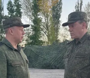 Минобороны РФ опозорилось с "визитом" Герасимова на позиции оккупантов в Украине