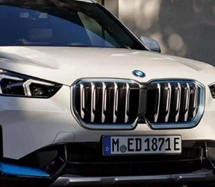 Новейший электрокроссовер BMW рассекречен за день до премьеры