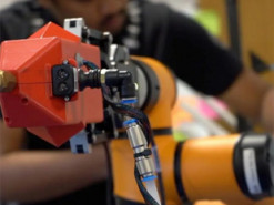 Британські науковці створили інноваційного робота, що зможе запобігати ядерним загрозам