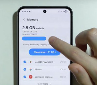 Чи може смартфон "захлинутися" від нестачі оперативної пам'яті: що показав експеримент