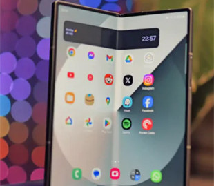 Названо найпопулярніший складаний смартфон у Європі, але у нього є сильний конкурент