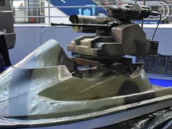 Безпілотний гідроцикл Amur знайде ворога і розстріляє з кулемета: розкрито характеристики