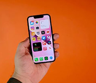 Названо смартфони з найшвидшою зарядкою в 2023 році