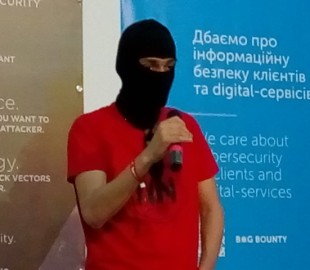 Спикер Украинского киберальянса: «Мы пытаемся построить «любительскую» спецслужбу на коленке»