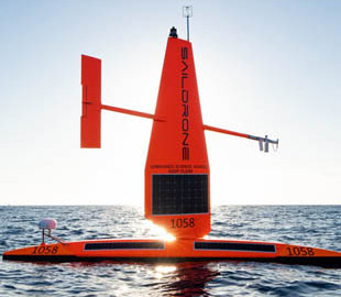 Беспилотный корабль Saildrone изучит океан с помощью энергии ветра и солнца