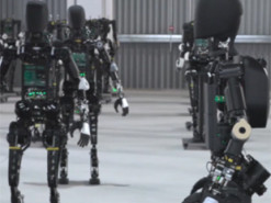 У Китаї створюють «армію» з 5000 роботів