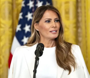 Меланія Трамп прагне впровадити штучний інтелект в американські школи