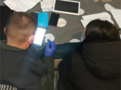 На Кіровоградщині дівчина продала неіснуючий одяг на 500 тис. грн