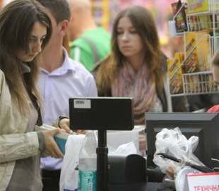 "Есть риск для потребителей": в Раде удивились идее заменить кассовые аппараты на смартфоны