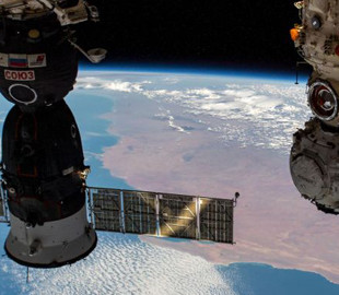 Российский модуль МКС "Звезда" могут навсегда изолировать: в чем причина