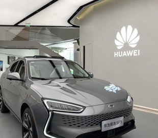 Семиместный кроссовер Huawei выйдет до конца года