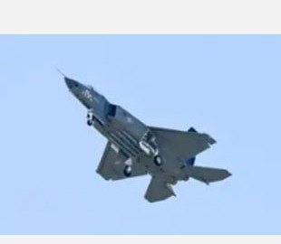 Розробники з КНДР представили секретний винищувач KF-21