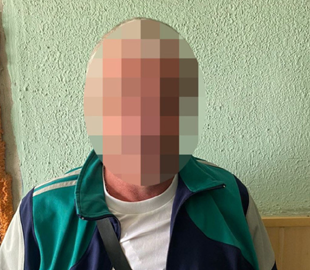 Надсилав свої інтимні фото: на Дніпропетровщині чоловік чіплявся до 13-річного хлопця