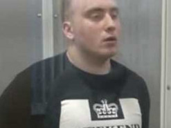 Чернігівського «блогера», який нападав на людей та знімав це на телефон, помістили до психлікарні