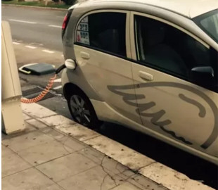 Жители Евросоюза высказались за ускорение электрификации автомобилей