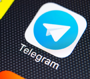 У Росії заявили про затримання підлітка, який готував напад на школу під «керівництвом українця» через Telegram
