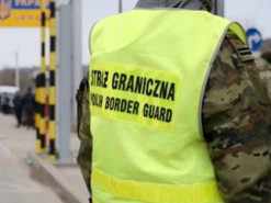 На кордоні з Львівщиною затримали українку, яку розшукувала Німеччина за інтернет-шахрайство