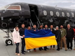 Астронавти SpaceX візьмуть із собою у космос прапор України