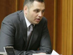 Портнов у червні виїхав з України, – "Схеми"