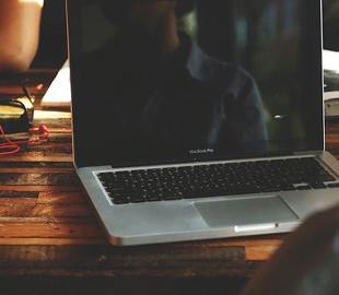 Онлайн-курси та кембриджські підручники. Що можна безкоштовно дивитися та читати на карантині