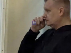 Шахрайство з донатами та перешкоджання ЗСУ: блогеру Шавлюку продовжили арешт ще на два місяці