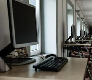 Минцифры ужесточит контроль за подключением школ к интернету