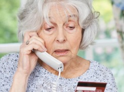 Телефонный мошенник обманул бабушку на 60 тысяч гривен