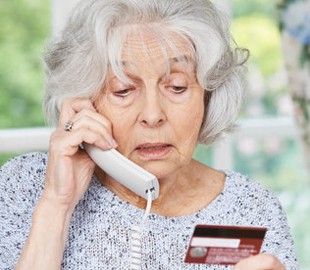Телефонный мошенник обманул бабушку на 60 тысяч гривен