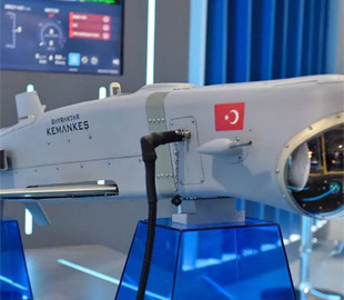 Турецька компанія Baykar випробувала крилату ракету зі штучним інтелектом
