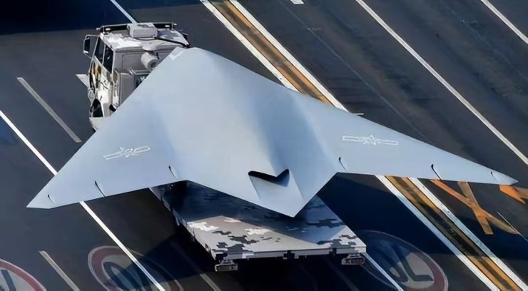 2d7afab8-27f612e9018db3912c76bc4a86cbdc96.jpeg (48 KB)