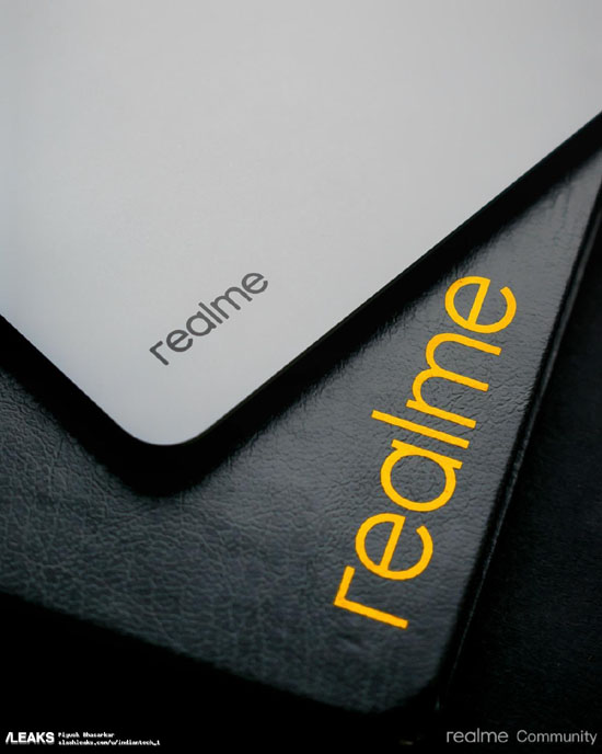 2live-images-of-realme-pad_large.jpg (59 KB)