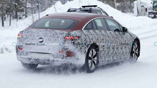 21613456448_1.jpg (129 KB)