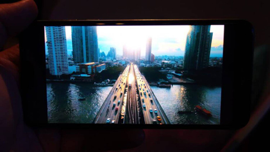 1nokia711-1.@1500.jpg (113 KB)