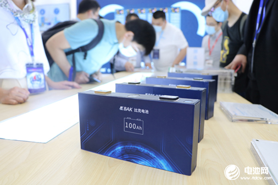 21616385760258412.jpg (160 KB)