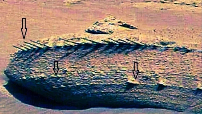 did-an-alien-spaceship-crash-on-mars-708x400-1.webp (63 KB)