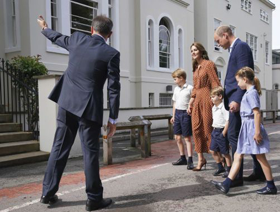 2f43996e4512c081059d1854adfbd13c.jpeg (185 KB)